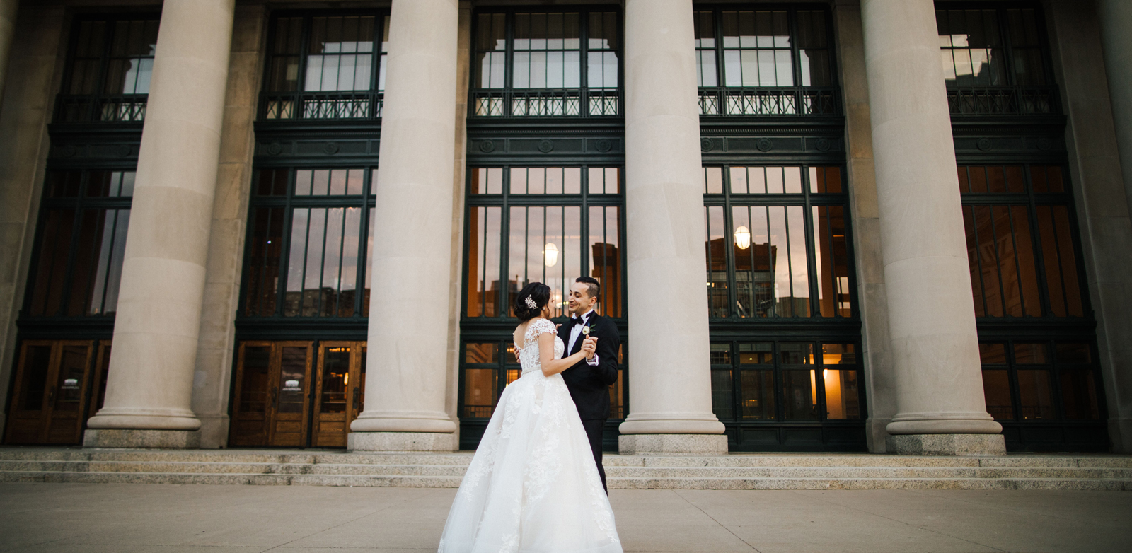 Wedding in front of Union Depot